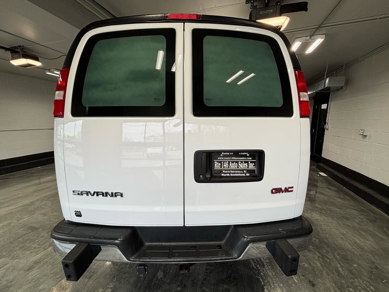 Used 2021 GMC Savana 2500 w/ Driver Convenience Package RWD image 8