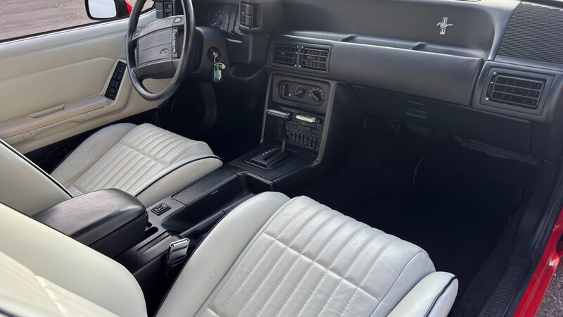 Used 1992 Ford Mustang LX RWD image 6