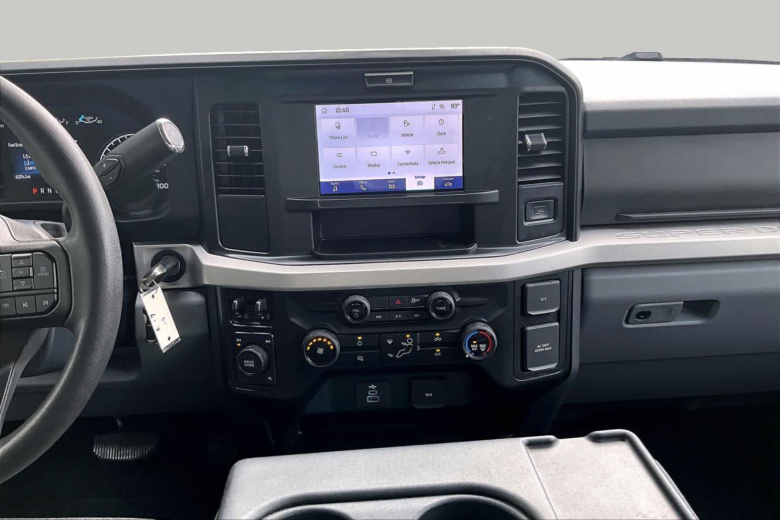 Used 2025 Ford F250 XLT AWD/4WD image 7
