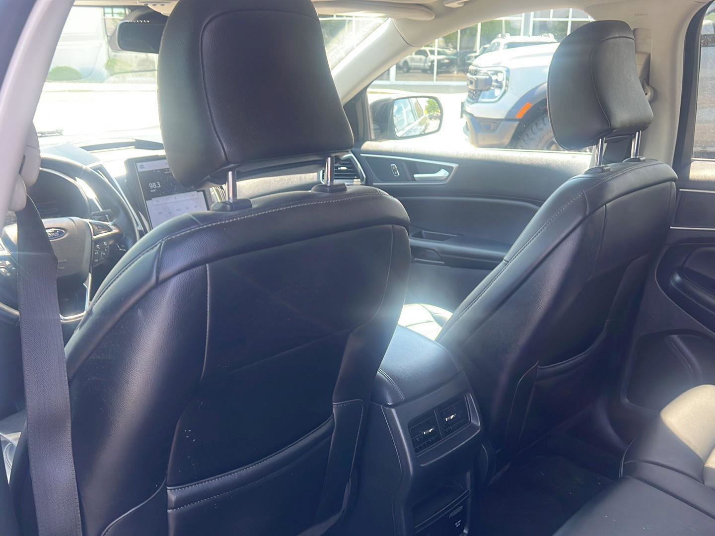 Used 2022 Ford Edge SEL w/ Convenience Package AWD/4WD image 15