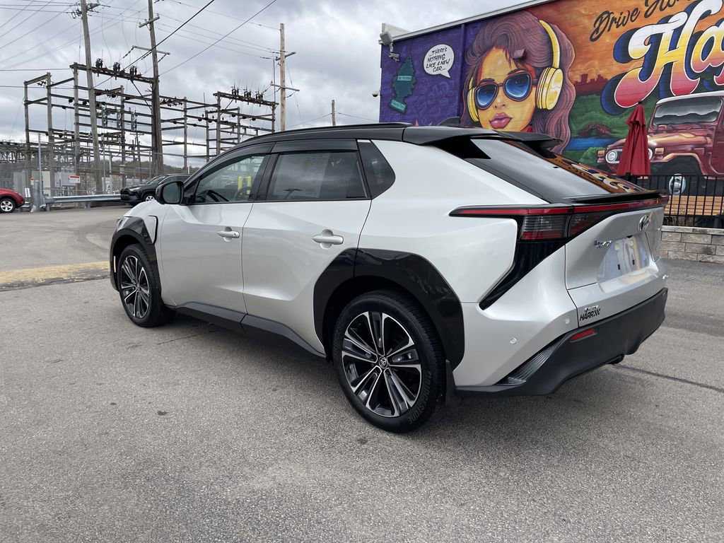 Used 2024 Toyota bZ4X AWD w/ Weather Package image 3