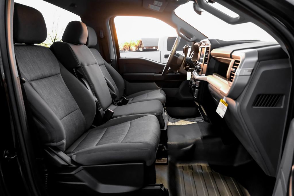 Used 2023 Ford F150 XL w/ XL Chrome Appearance Package image 33