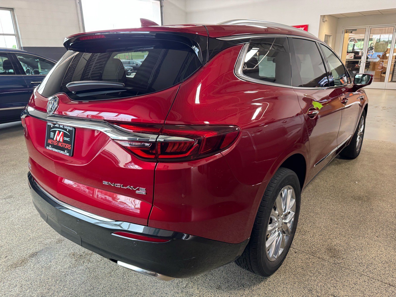 Certified 2019 Buick Enclave Essence w/ Trailering Package, 5000 lbs. AWD/4WD image 5