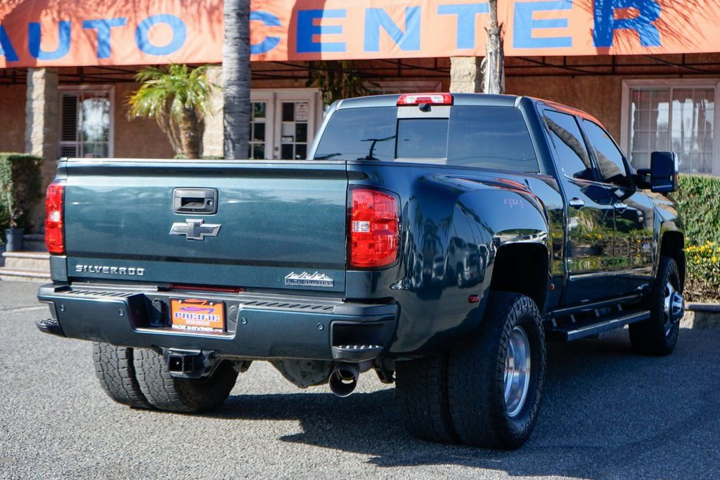 Used 2018 Chevrolet Silverado 3500 High Country w/ Duramax Plus Package image 10