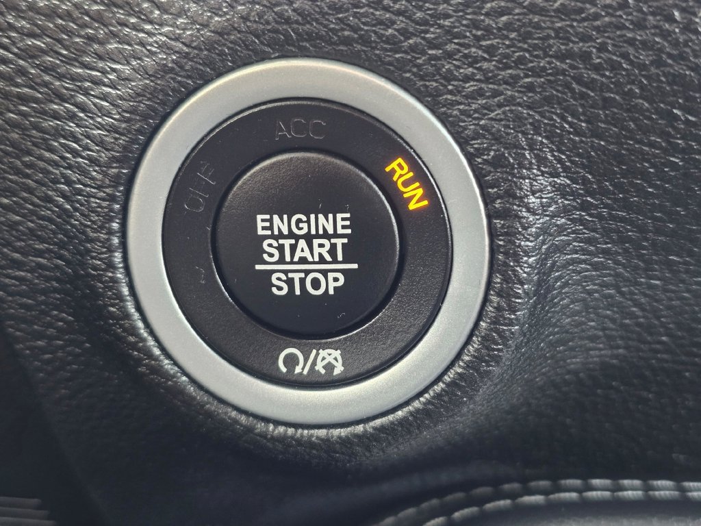 Used 2021 Dodge Challenger R/T RWD image 21