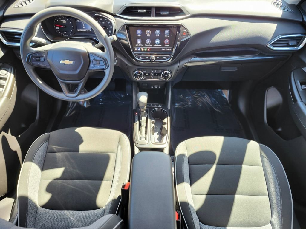 Used 2023 Chevrolet TrailBlazer LT w/ Convenience Package image 10