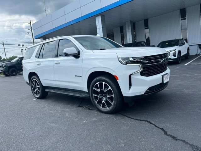 Used 2021 Chevrolet Tahoe RST w/ Luxury Package AWD/4WD image 2