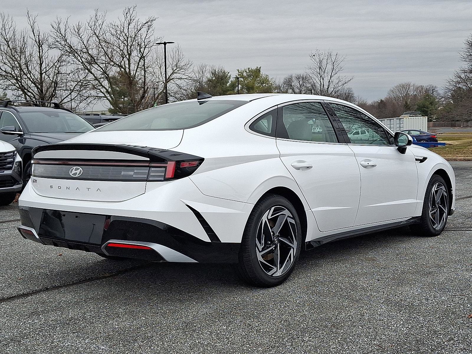 New 2026 Hyundai Sonata SEL image 3