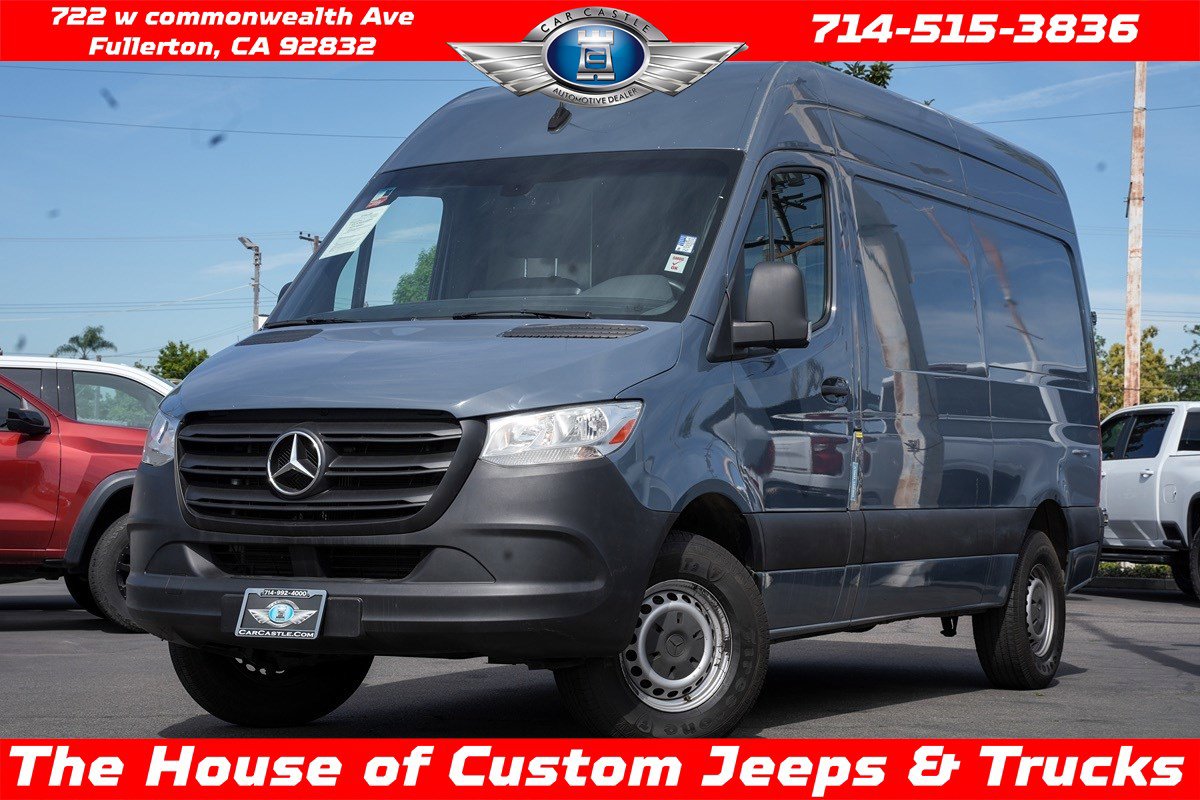 Used 2019 Mercedes-Benz Sprinter 144 image 1