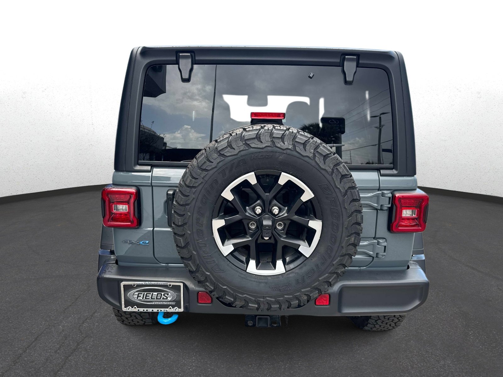 Used 2025 Jeep Wrangler Unlimited Rubicon 4xe image 4