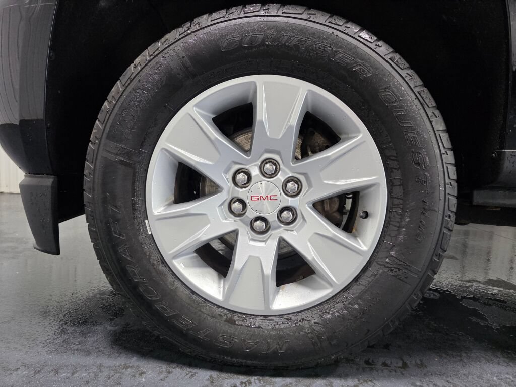 Used 2018 GMC Canyon SLE AWD/4WD image 5