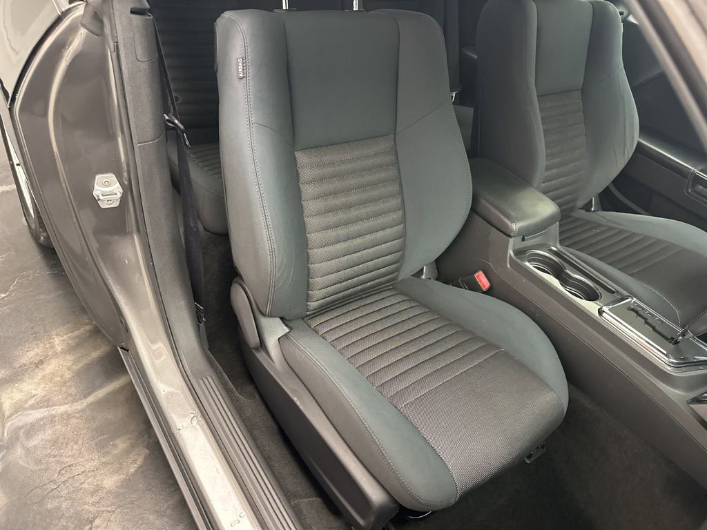 Used 2012 Dodge Challenger SXT w/ Sound Group image 7