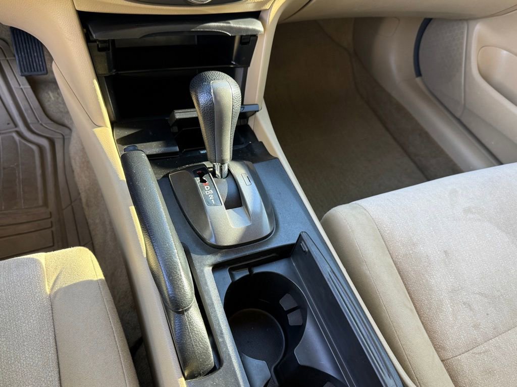 Used 2010 Honda Accord LX-P image 23
