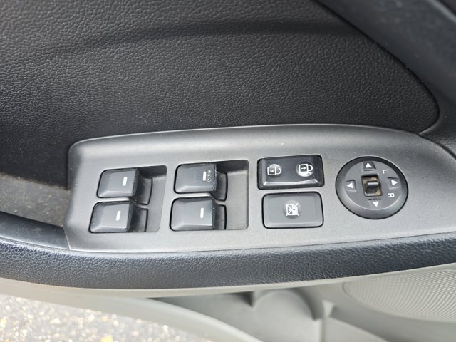 Used 2015 Kia Forte LX image 17