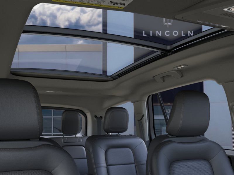 New 2026 Lincoln Aviator AWD w/ Jet Appearance Package image 22