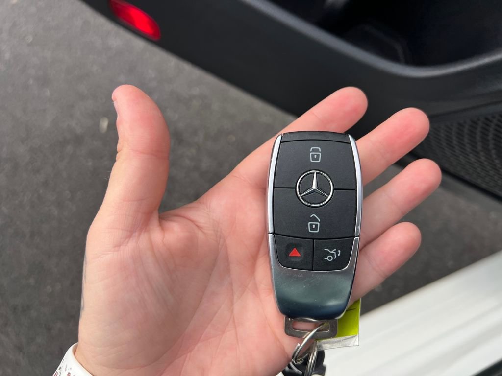 Used 2025 Mercedes-Benz CLA 250 4MATIC image 29
