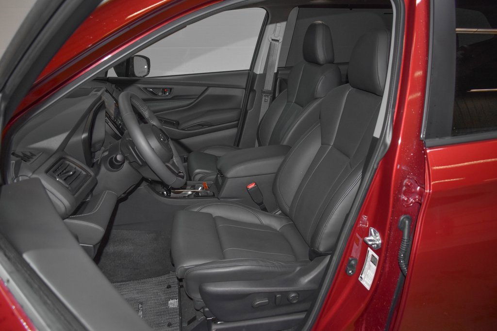 Used 2025 Subaru Ascent Bronze Edition image 18