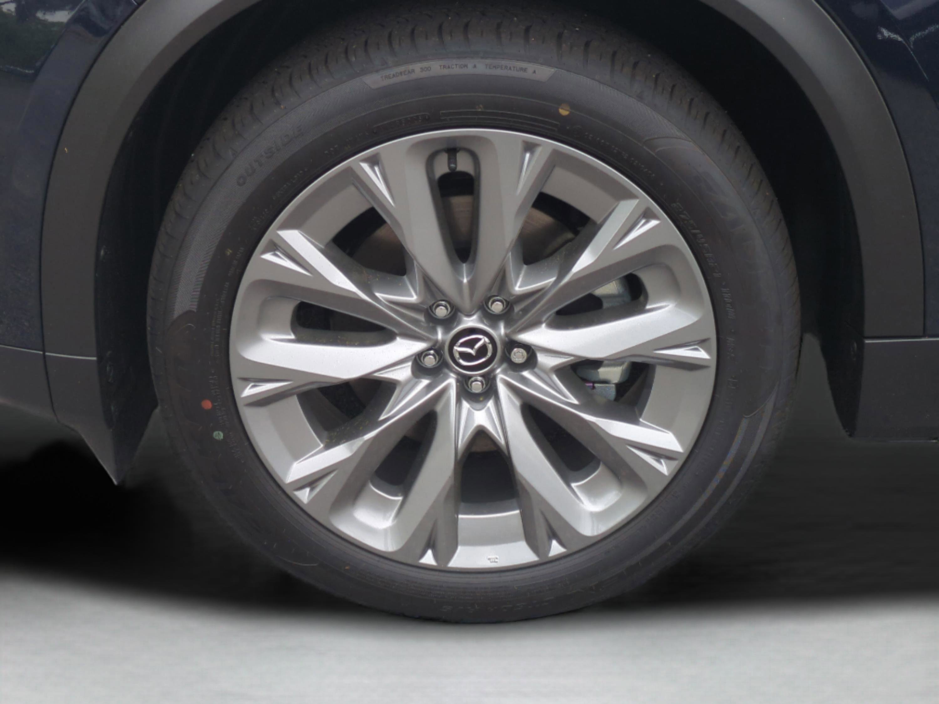 New 2026 MAZDA CX-90 Plug-In Hybrid w/ Preferred image 10