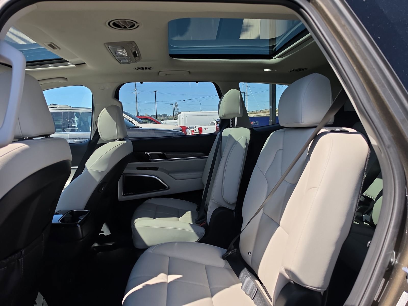 Used 2021 Kia Telluride SX w/ Nightfall Edition Package image 11