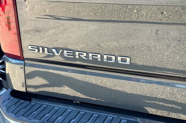 Used 2021 Chevrolet Silverado 1500 LT RWD image 7