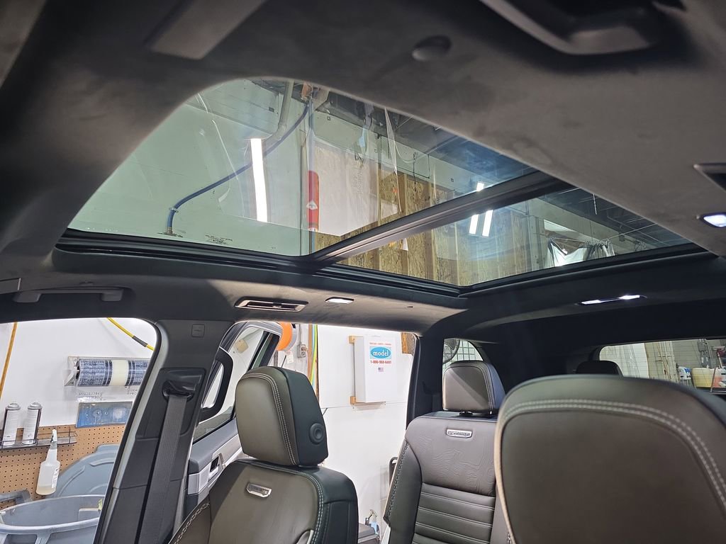 New 2026 GMC Acadia Denali Ultimate w/ LPO, Floor Liner Package image 34