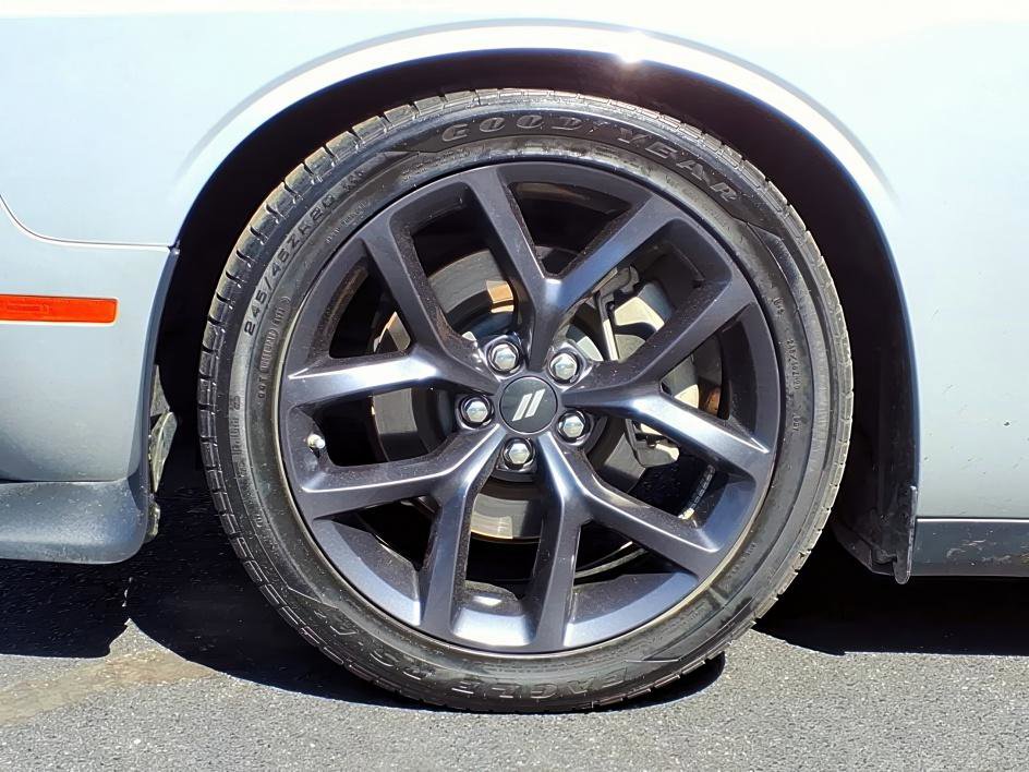 Used 2023 Dodge Challenger GT w/ Plus Package RWD image 9