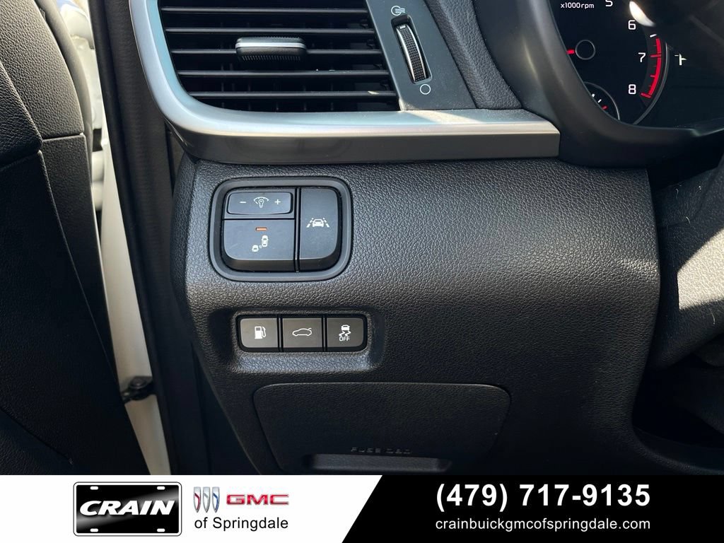 Used 2019 Kia Optima SX FWD image 12