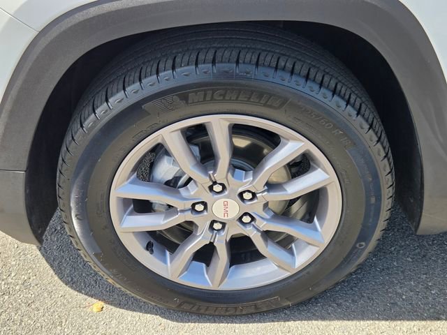 Used 2023 GMC Terrain SLT w/ Tech Package image 20