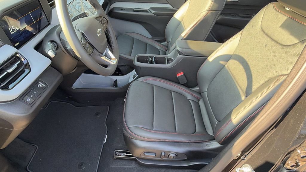 New 2027 Chevrolet Bolt RS image 13