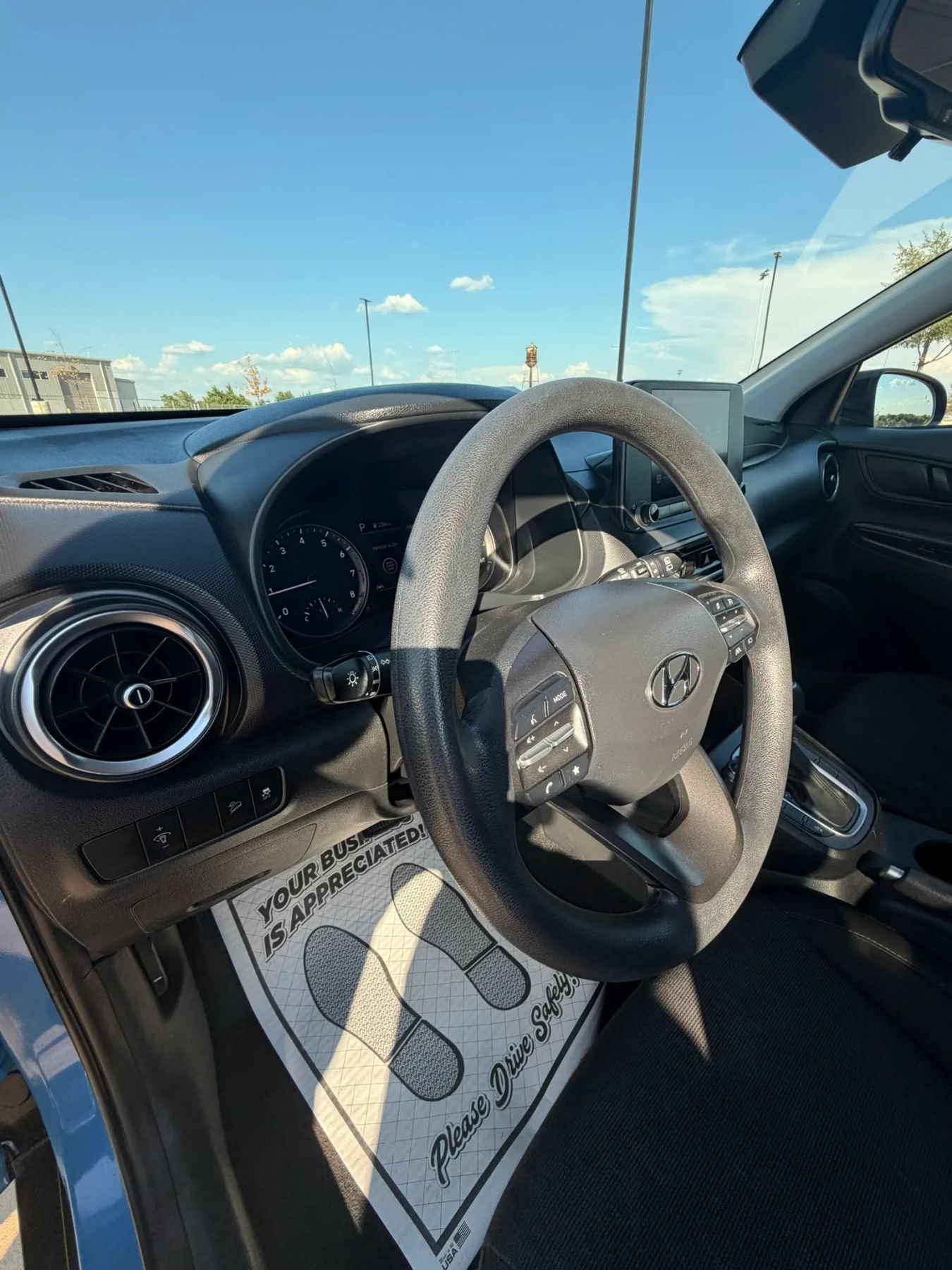Used 2022 Hyundai Kona SEL w/ Cargo Package FWD image 41
