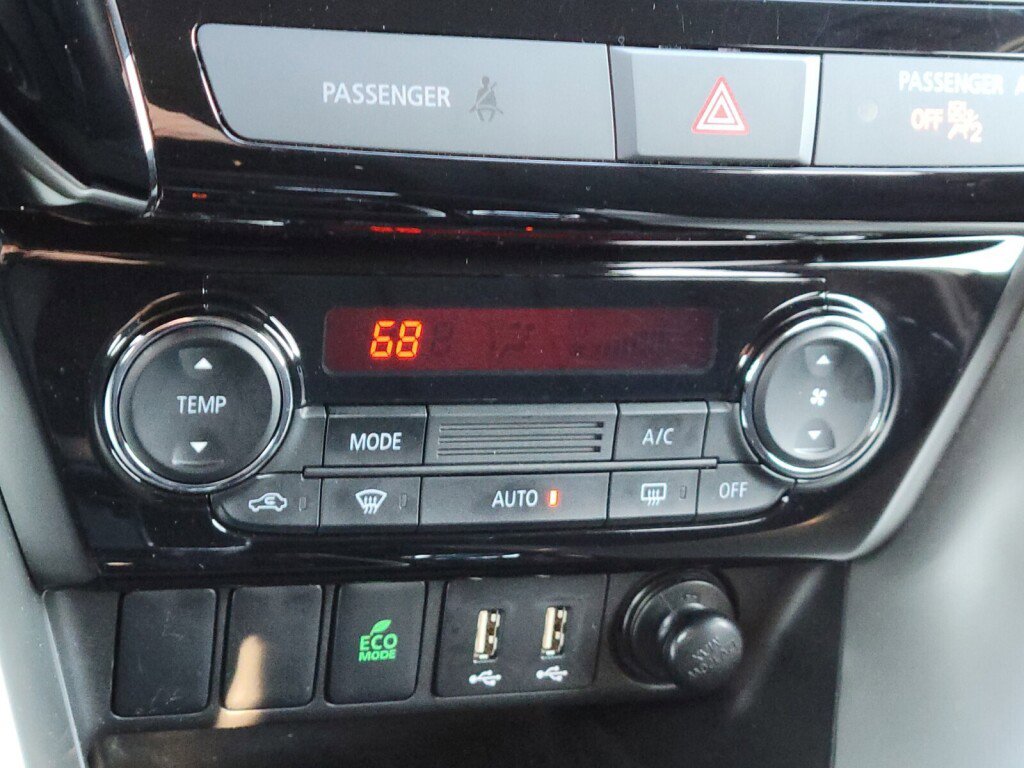 Used 2024 Mitsubishi Eclipse Cross Black Edition image 20