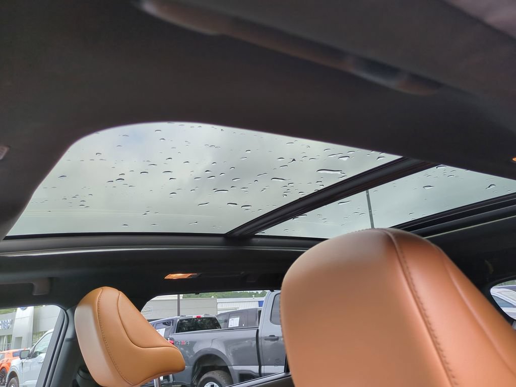 Used 2021 Toyota Highlander Platinum FWD image 24