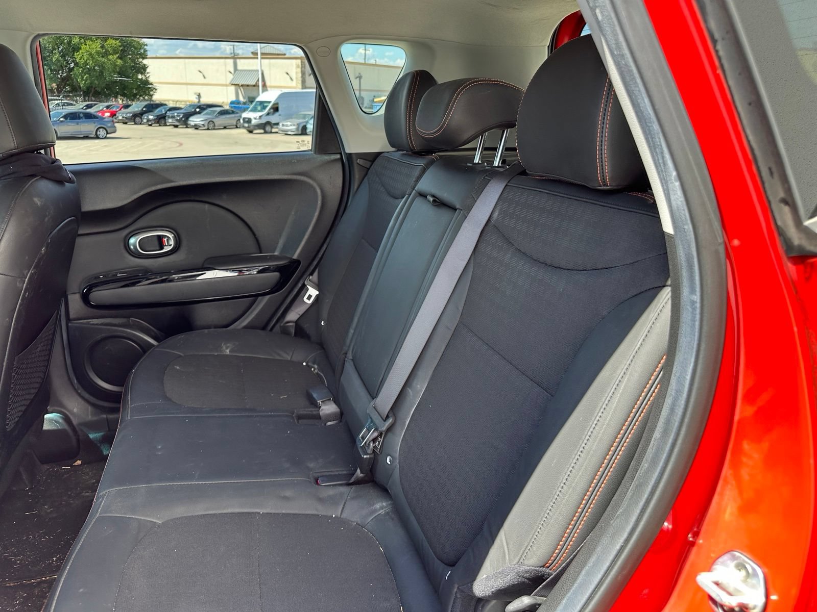 Used 2017 Kia Soul ! w/ Tech Package FWD image 16