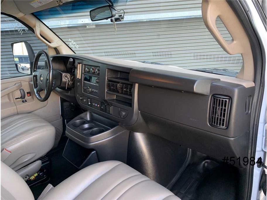 Used 2023 Chevrolet Express 4500 Extended w/ Power Convenience Package RWD image 25