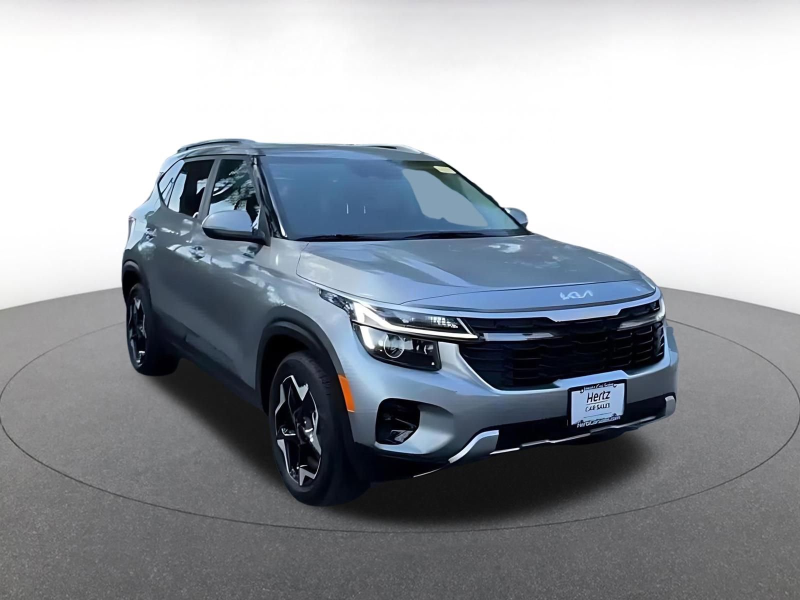 Used 2025 Kia Seltos S image 3