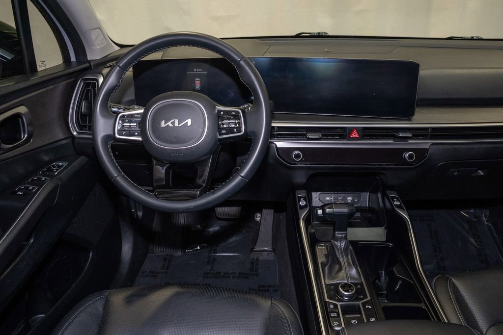 Certified 2024 Kia Sorento X-Line EX image 2