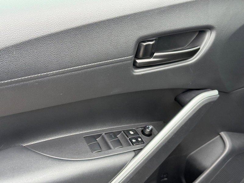Used 2024 Toyota Corolla Cross LE image 18
