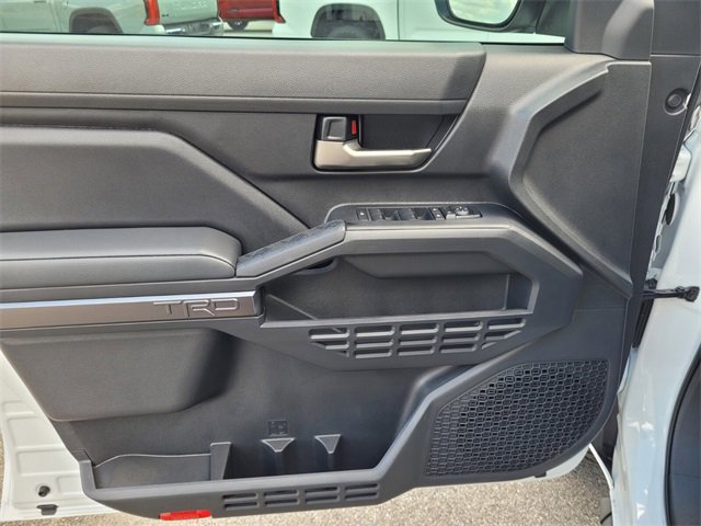 Used 2024 Toyota Tacoma TRD Off-Road image 21