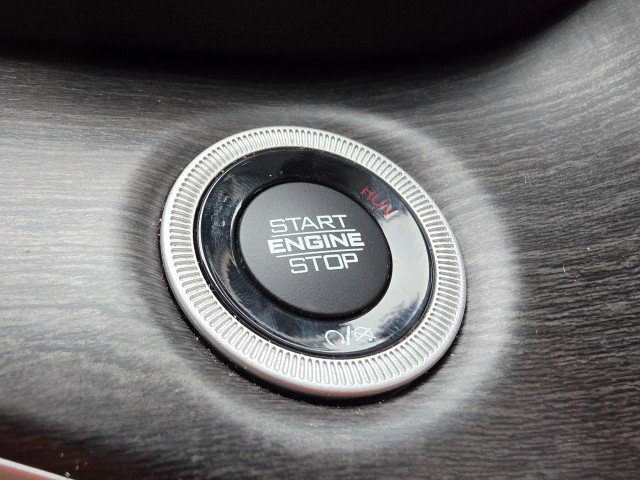 Used 2021 Jeep Grand Cherokee L Limited image 52