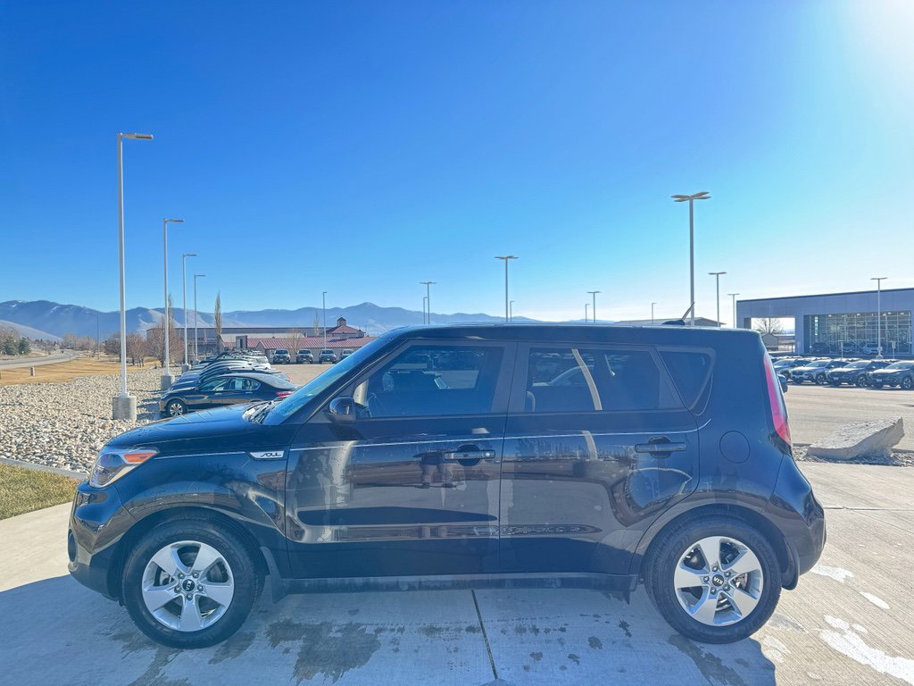 Used 2019 Kia Soul image 2