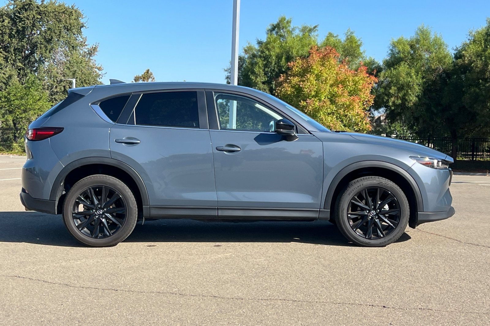 Used 2024 MAZDA CX-5 Carbon Edition AWD/4WD image 3