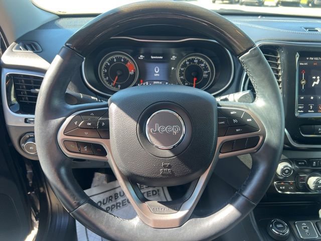 Used 2019 Jeep Cherokee Overland AWD/4WD image 24