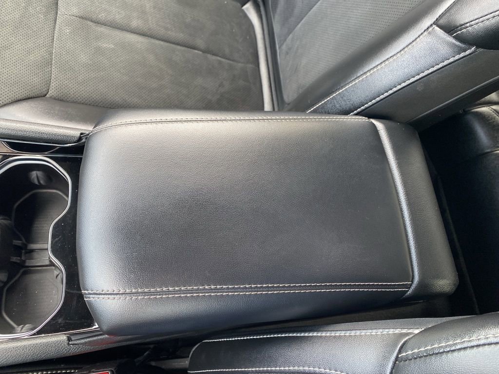 Used 2023 Jeep Grand Cherokee Altitude AWD/4WD image 29