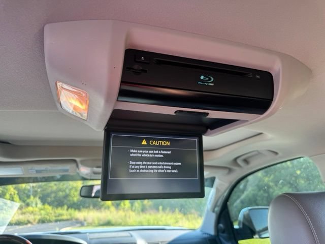 Used 2020 Toyota Sequoia Platinum AWD/4WD image 24