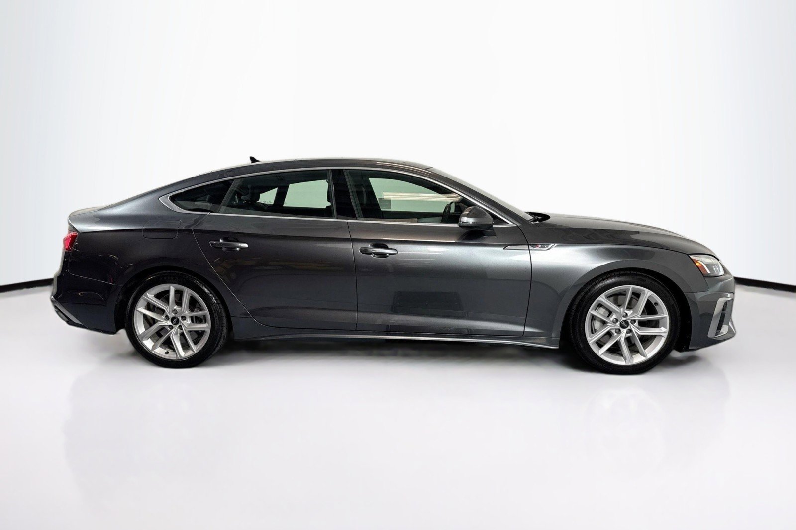 Used 2023 Audi A5 2.0T Premium Plus w/ Premium Plus image 4