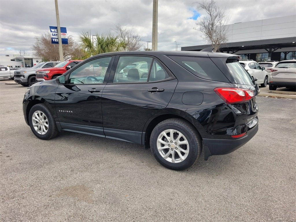 Used 2019 Chevrolet Equinox LS image 11