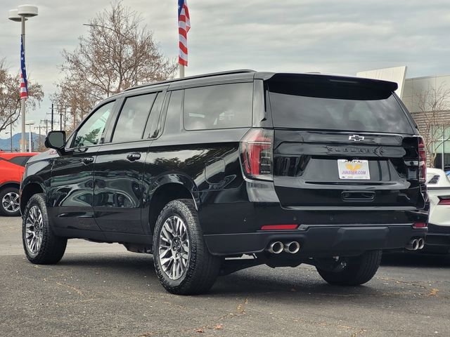 Used 2025 Chevrolet Suburban Z71 image 8