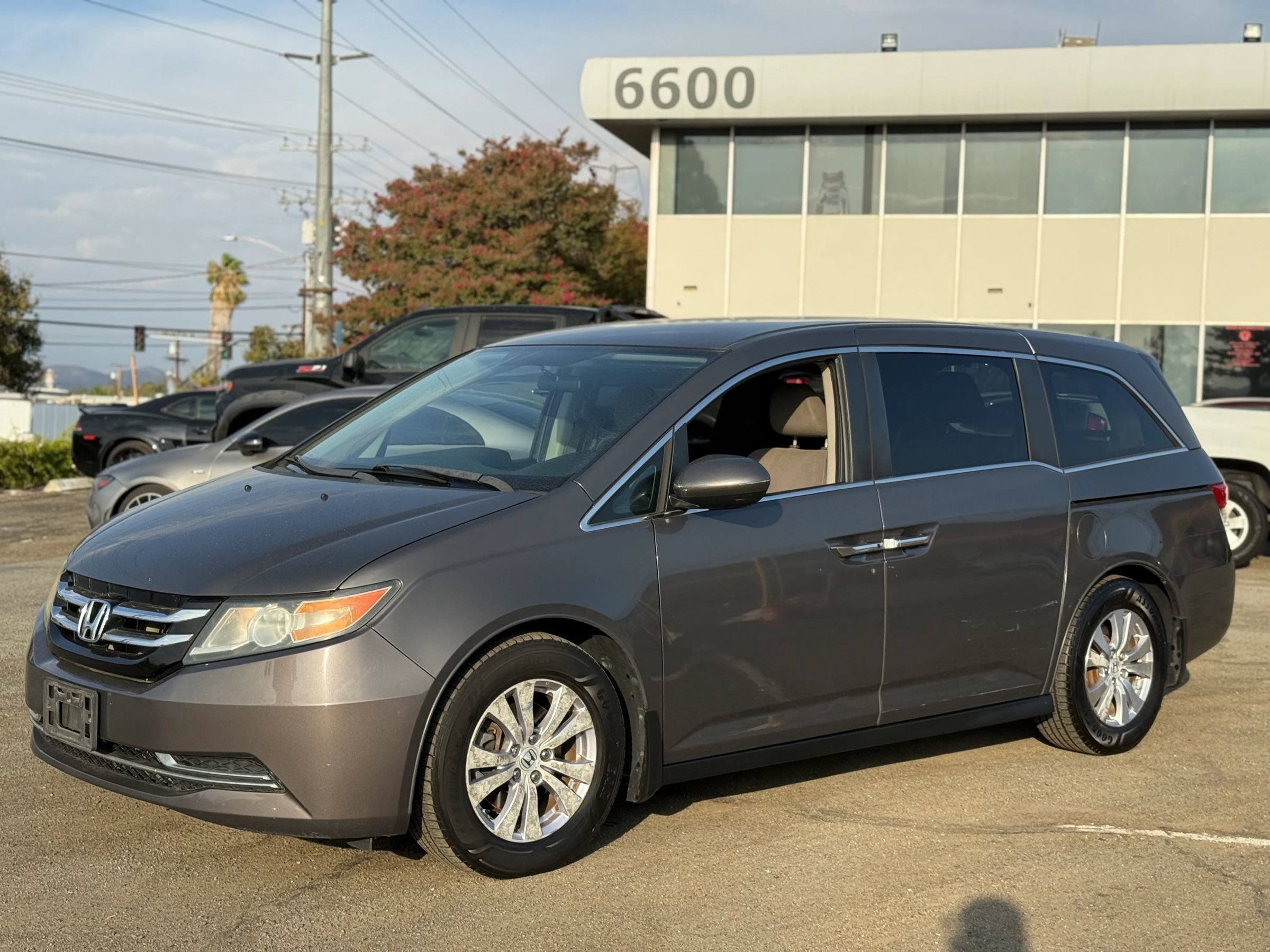 Used 2016 Honda Odyssey SE