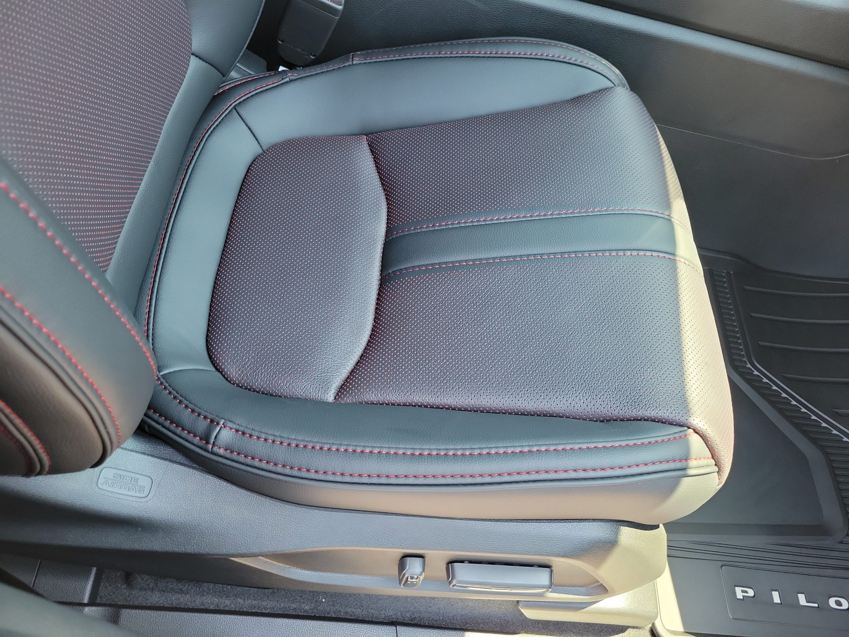 New 2026 Honda Pilot Black Edition image 19