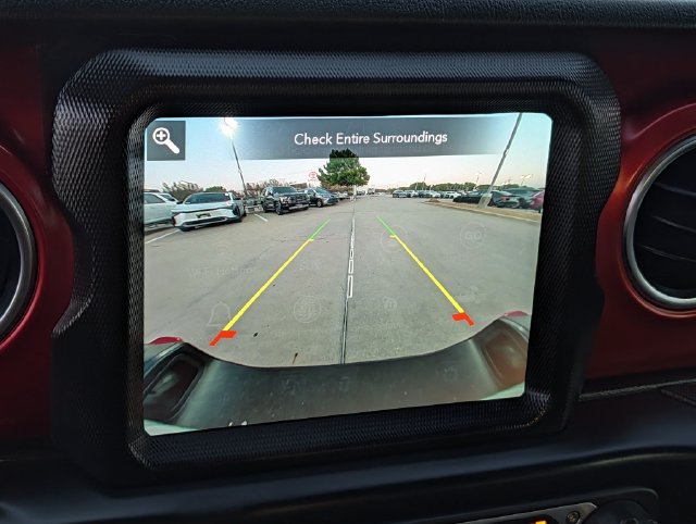 Used 2023 Jeep Gladiator Rubicon w/ LED Lighting Group AWD/4WD image 17